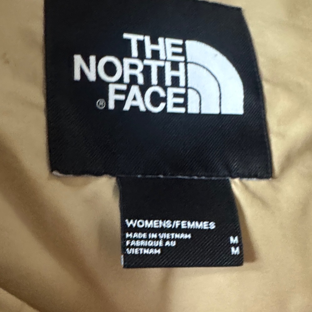 The North Face Women's Puffer Jacket - Beige - Picture 3 of 4